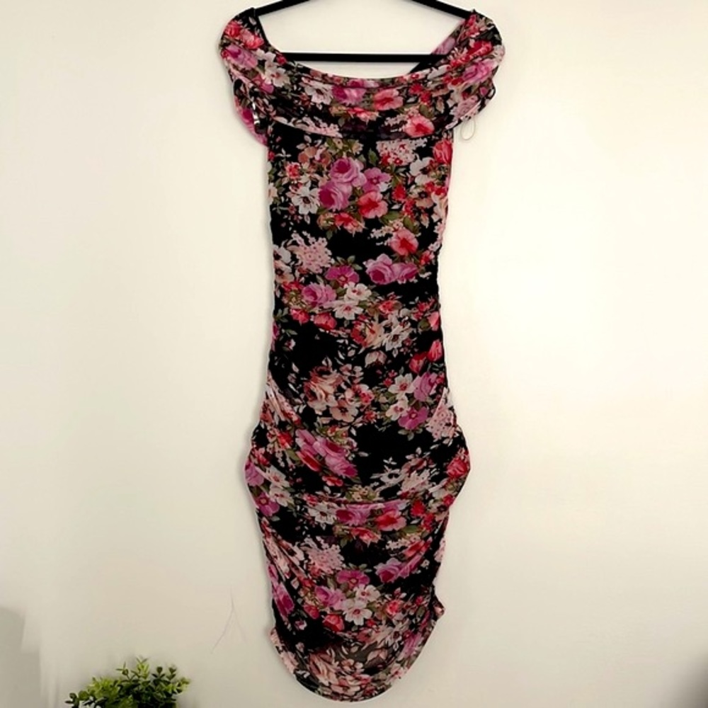 Bebe Shirred Off-Shoulder Floral Mesh BodyCon Printed Midi Dress Size M